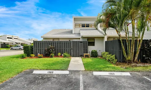 1968 Monks Court, West Palm Beach, FL 33415