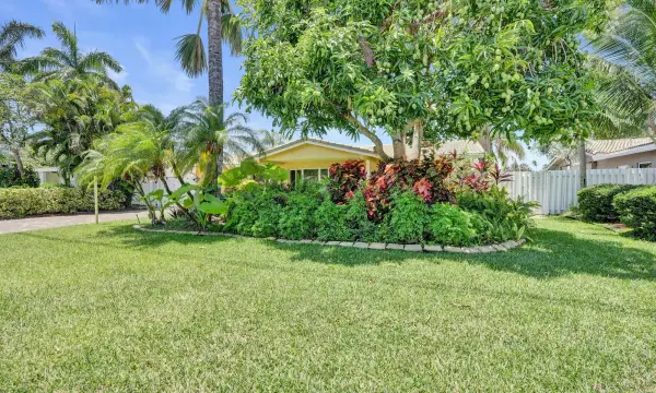 2265 SE 12th Street, Pompano Beach, FL 33062