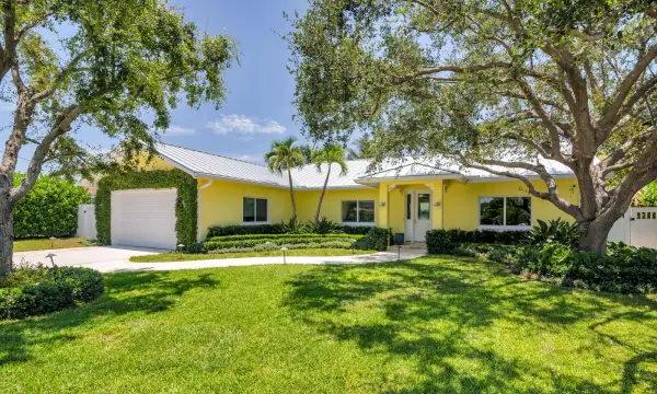 1140 Lake Clarke Drive, West Palm Beach, FL 33406