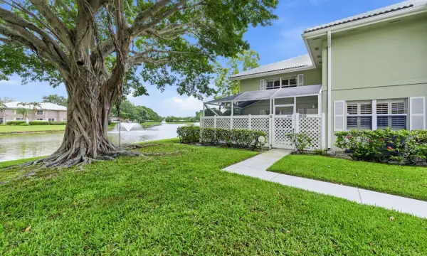 1809 Middleton Way, West Palm Beach, FL 33409