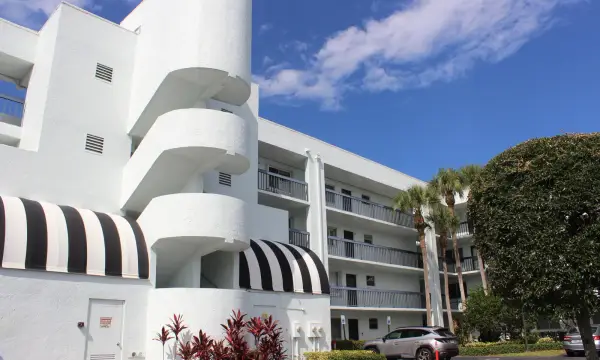 6698 N 10th Ave Avenue N, Unit 218, Lake Worth, FL, 33467