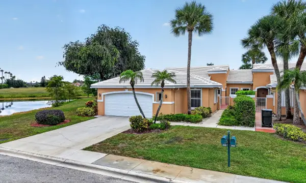 2580 Neaton Court, Wellington, FL 33414