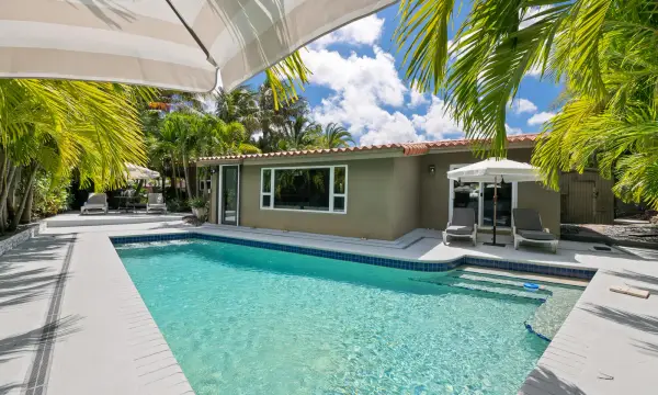 5210 NE 17th Terrace, Fort Lauderdale, FL 33334