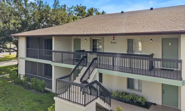 6314 Chasewood Drive E, Jupiter, FL 33458
