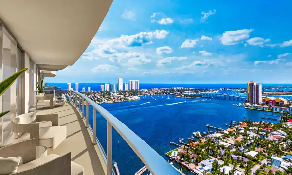 220 Lake Shore Drive 1111, Lake Park, FL 33403