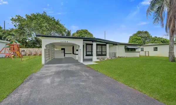 1054 Wyoming Avenue, Fort Lauderdale, FL 33312
