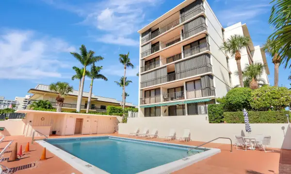 225 Beach Road 204, Tequesta, FL 33469