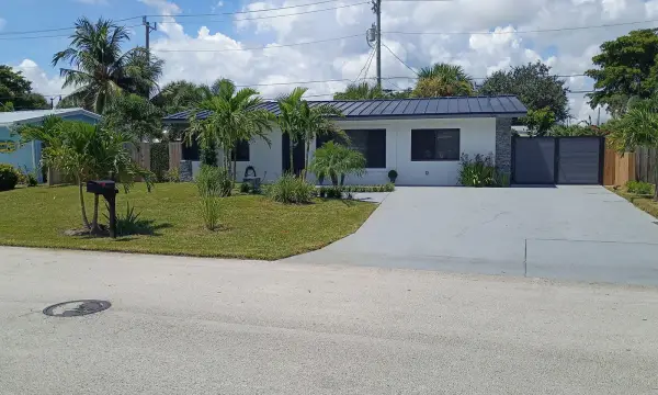 3141 NE 14th Avenue, Pompano Beach, FL 33064