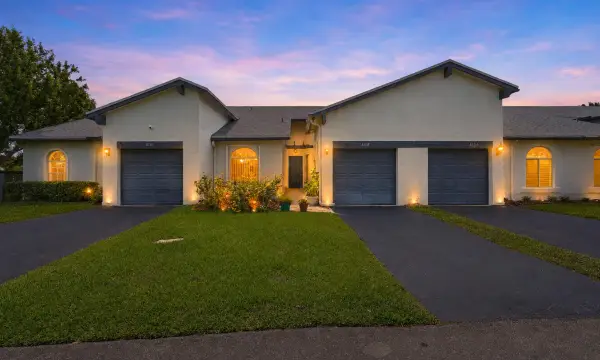 8108 NW 100th Lane, Tamarac, FL 33321