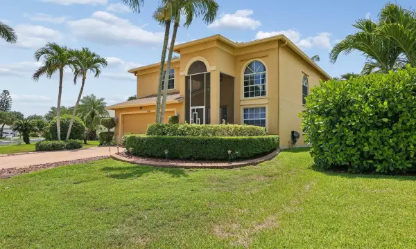6205 Lansdowne Circle, Boynton Beach, FL 33472