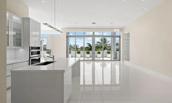 2 Water Club Way 301, North Palm Beach, FL 33408