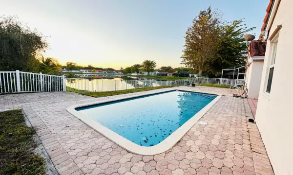 1761 SW 135th Way, Miramar, FL 33027