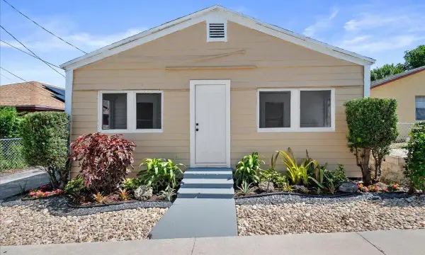 1011 22nd Street, West Palm Beach, FL 33407