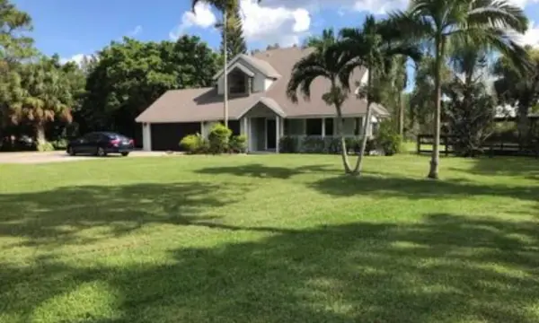 11852 61st Street N, The Acreage, FL 33412