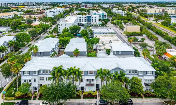290 NE 5th Avenue 9, Delray Beach, FL 33483