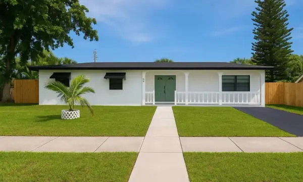 272 NE 44th Street, Deerfield Beach, FL 33064