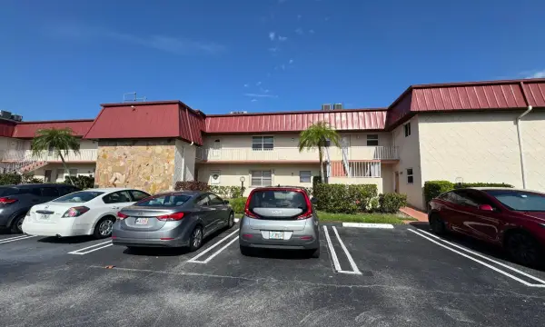 12024 W Greenway Drive 106, Royal Palm Beach, FL 33411