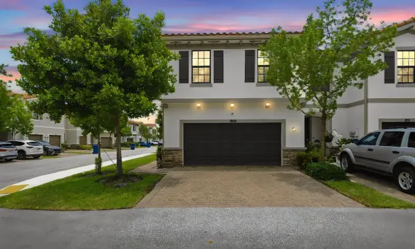 1009 Sweet Briar Lane, Riviera Beach, FL 33410
