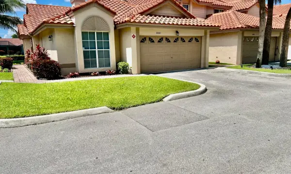 10840 Cypress Glen Drive, Coral Springs, FL 33071