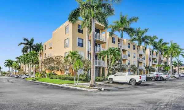 1350 SE 3rd Avenue 406, Dania Beach, FL 33004
