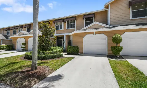 5266 Sapphire Valley, Boca Raton, FL 33486