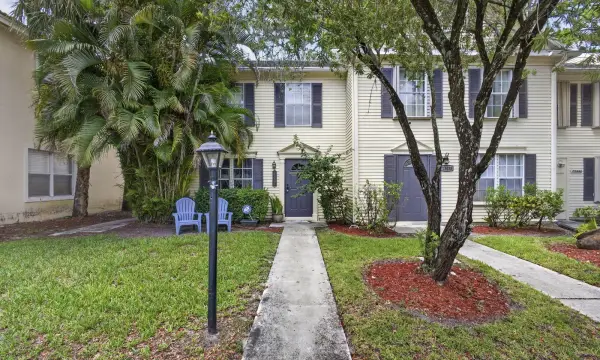 13436 Old Englishtown Road, Wellington, FL 33414