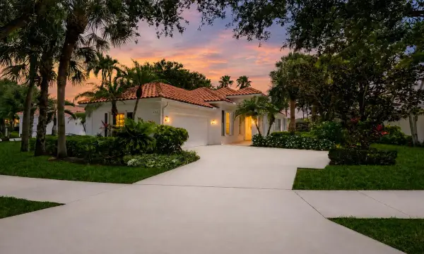 4789 Valencia Drive, Delray Beach, FL 33445