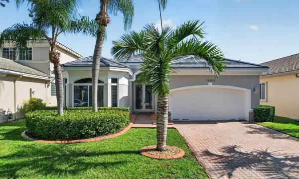 19303 SW 60th Court, Pembroke Pines, FL 33332