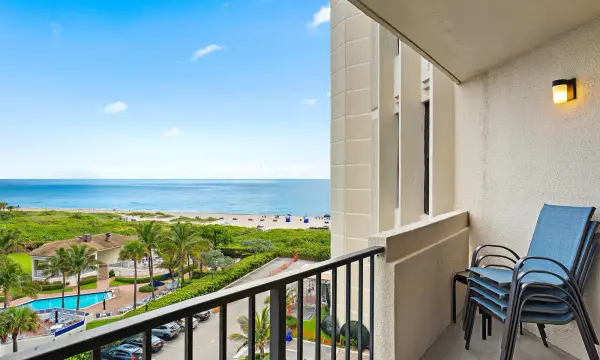 2800 N Ocean Drive B-7c, Singer Island, FL 33404