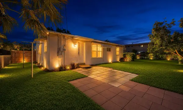 1716 N 25th Avenue, Hollywood, FL 33020