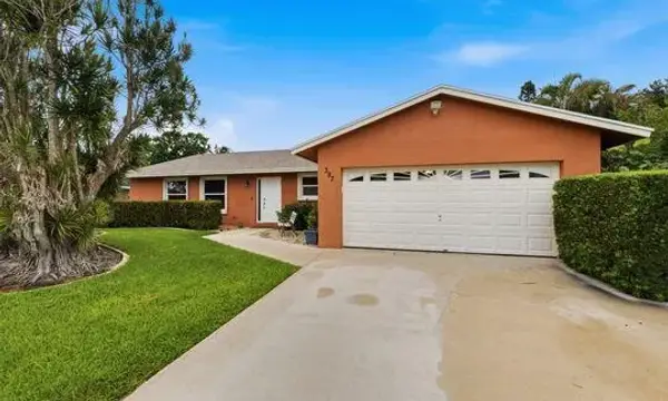 397 La Mancha Avenue, Royal Palm Beach, FL 33411