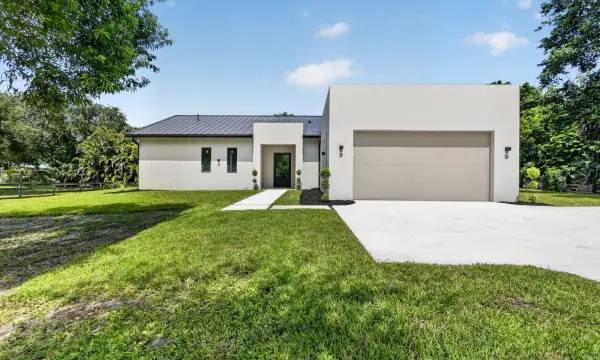 5356 Colbright Road, Lake Worth, FL 33467