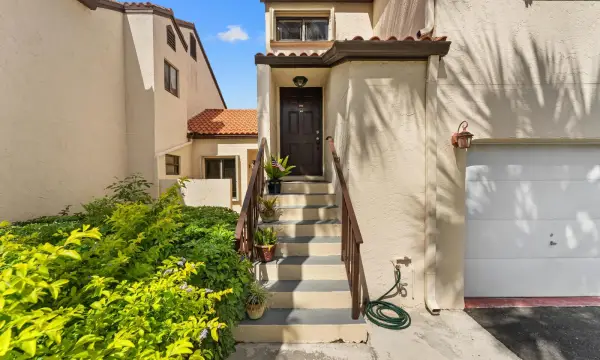 18 Vía De Casas Sur, Unit 205, Boynton Beach, FL, 33426