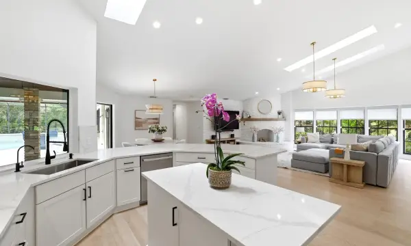 15395 Meadow Wood Drive, Wellington, FL 33414