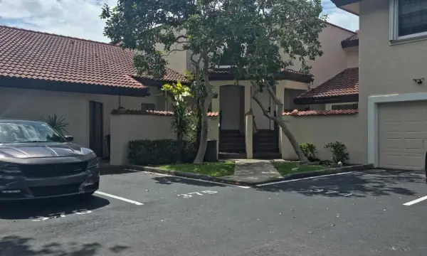 8953 W Sunrise Boulevard 8953, Plantation, FL 33322
