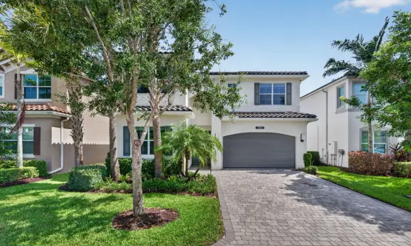 9685 Salty Bay Drive, Delray Beach, FL 33446