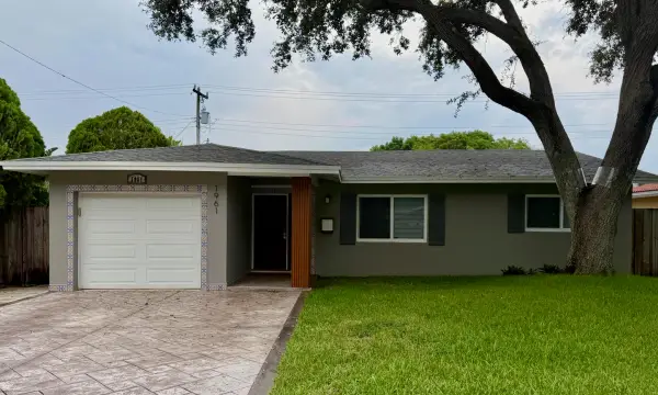 1961 NW 43rd Court, Oakland Park, FL 33309