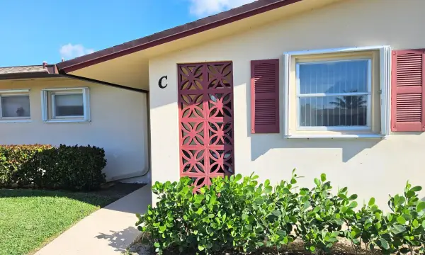 2950 Crosley Drive E C, West Palm Beach, FL 33415