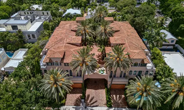 31 SE 10th Avenue, Fort Lauderdale, FL 33301