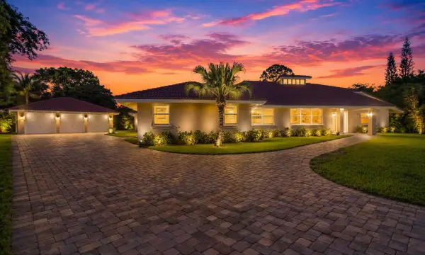 22829 Horse Shoe Way, Boca Raton, FL 33428