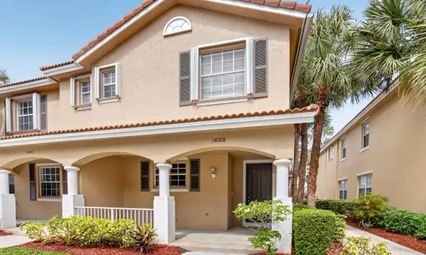 1418 W Wickham Circle B, Delray Beach, FL 33445
