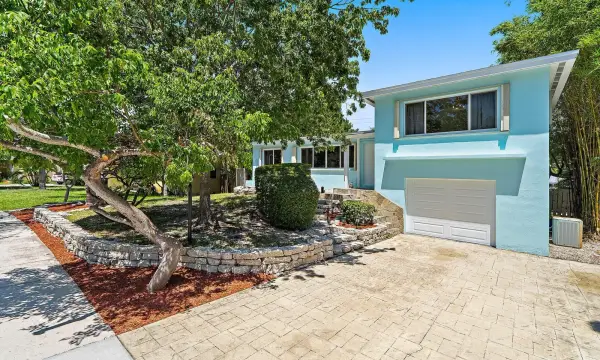 1429 Crest Drive, Lake Worth, FL 33461