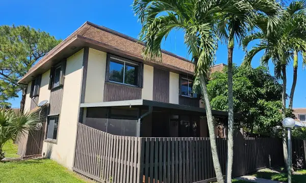 2148 Sherwood Forest Boulevard 4, West Palm Beach, FL 33415, West Palm Beach, FL, 33415