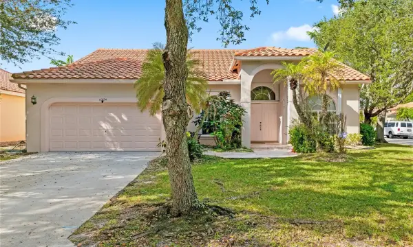 5374 NW 57th Avenue, Coral Springs, FL 33067