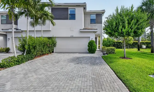 8789 Antarus Drive, Lake Worth, FL 33467