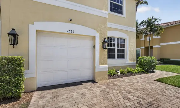 7559 Spatterdock Drive, Boynton Beach, FL 33437