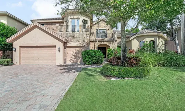 10513 Versailles Boulevard, Wellington, FL 33449