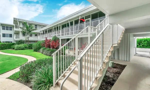 1221 Hillsboro Mile 42b, Hillsboro Beach, FL 33062