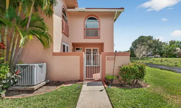 11892 Royal Palm Boulevard 11892, Coral Springs, FL 33065