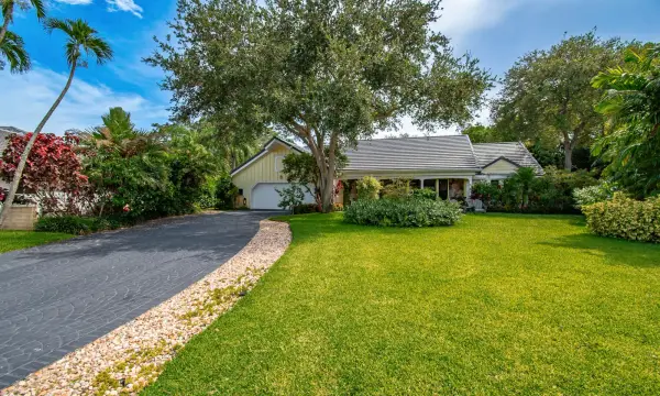 6962 S Grande Drive, Boca Raton, FL 33433